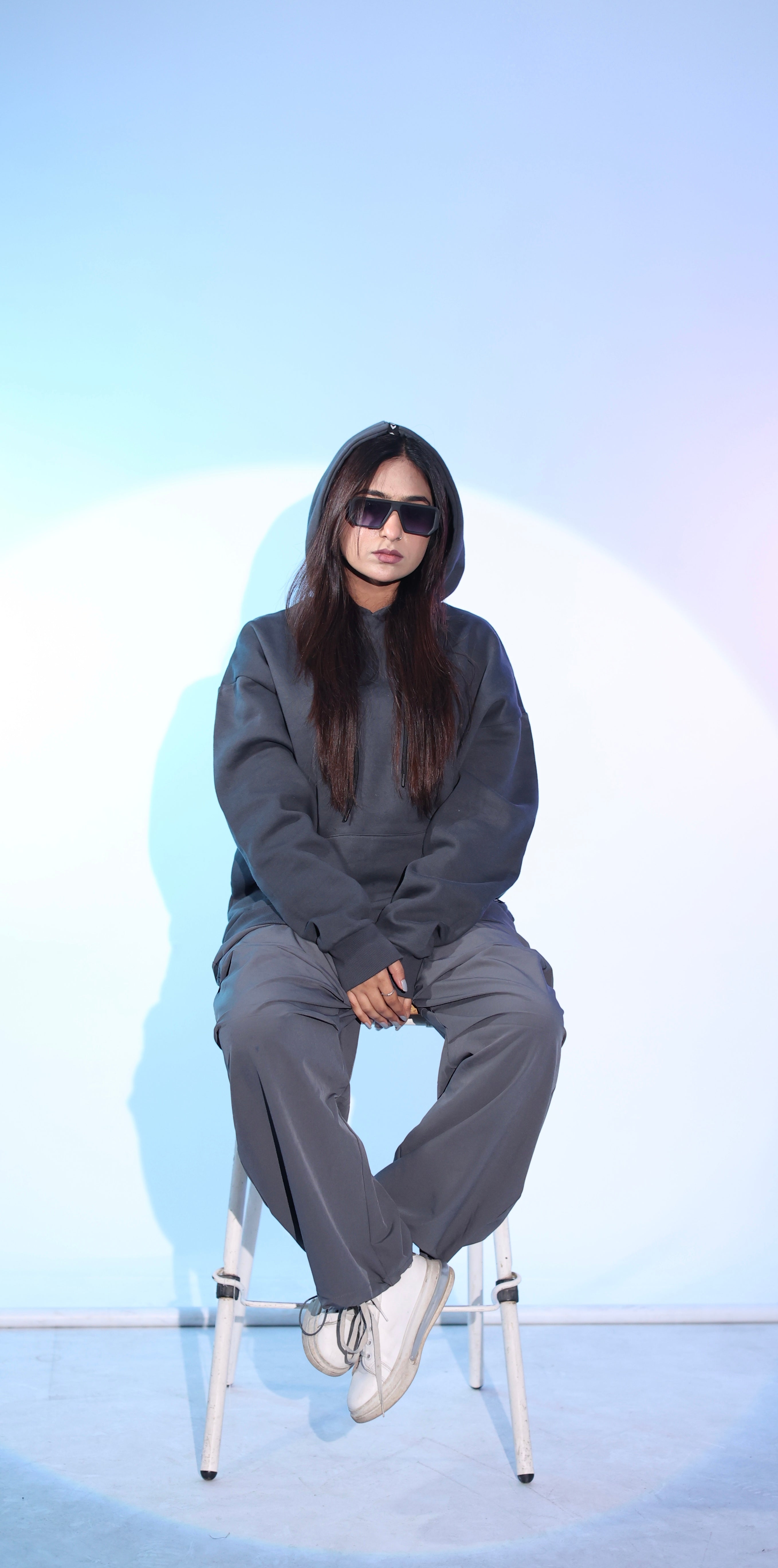 UNISEX CHAROAL GREY HEAVY WEIGHT HOODIE